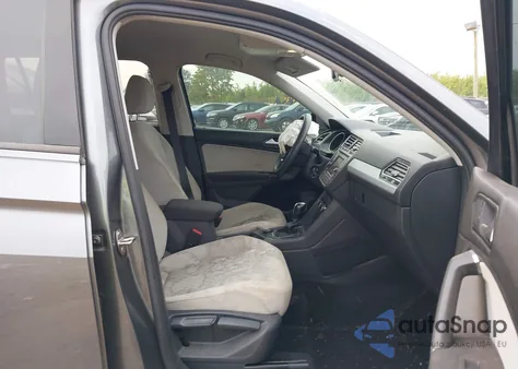 2018 Volkswagen Tiguan 2.0T S z USA, uszkodzony, nr VIN 3VV0B7AX3JM123581